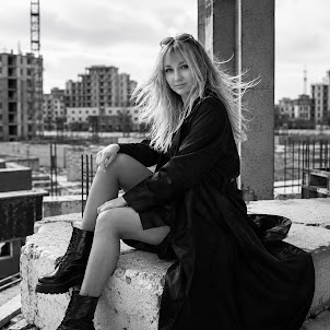 Olena Lahoza — Не Шукай Мене